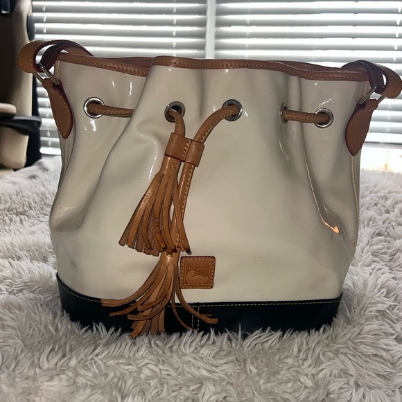 Dooney & Bourke Bucket Purse - Picture 2 of 13